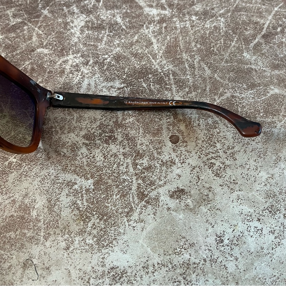 Balenciaga Rectangle Shield Sunglasses Brown Italy Used Condition *See Descrip* - Picture 8 of 12